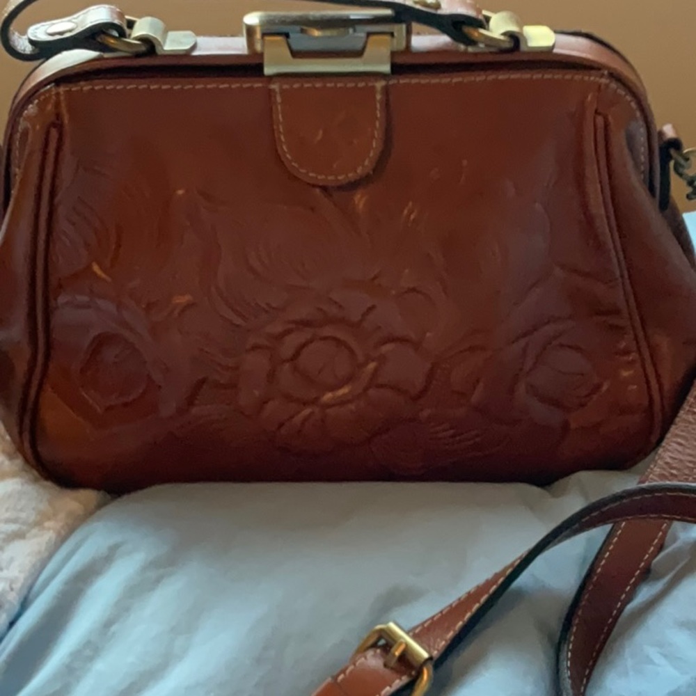 Patricia Nash Kiss lock Shoulder bag